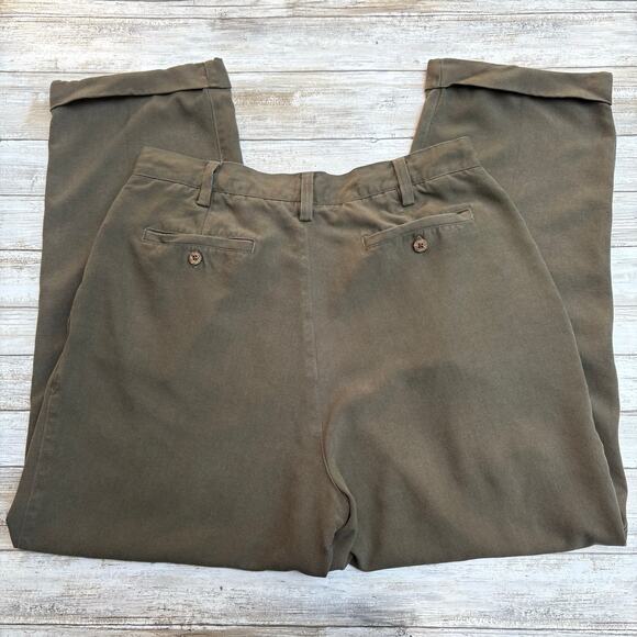 Tommy Bahama 100% Silk Pants 32” x 28” Dark Green Khaki Pleated Cuffed - Picture 2 of 7